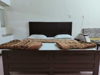 hotel rawat