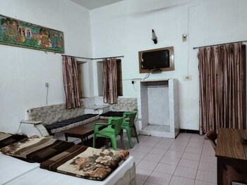 hotel rawat