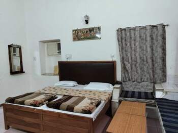 hotel rawat