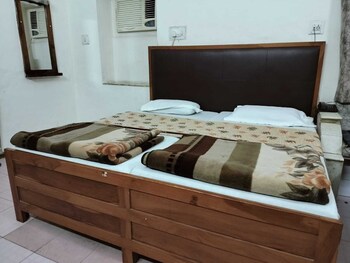 hotel rawat