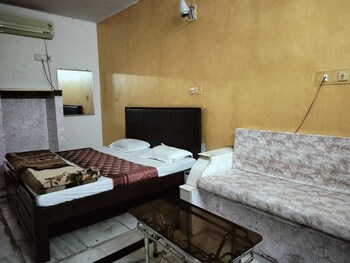 hotel rawat