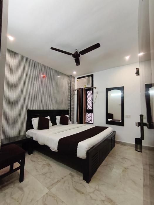 hotel gulmohar
