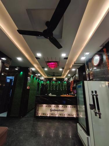 hotel gulmohar