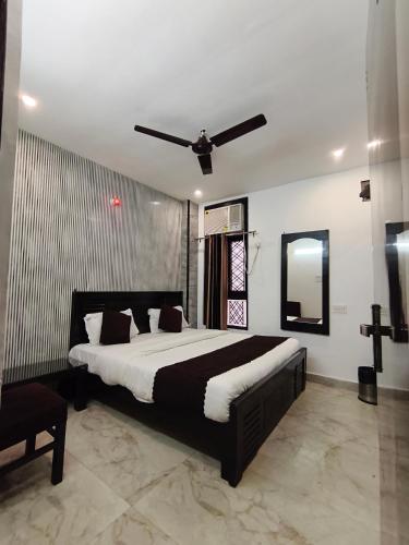 hotel gulmohar