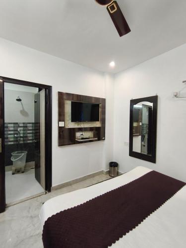 hotel gulmohar