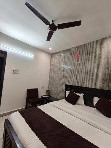 hotel gulmohar