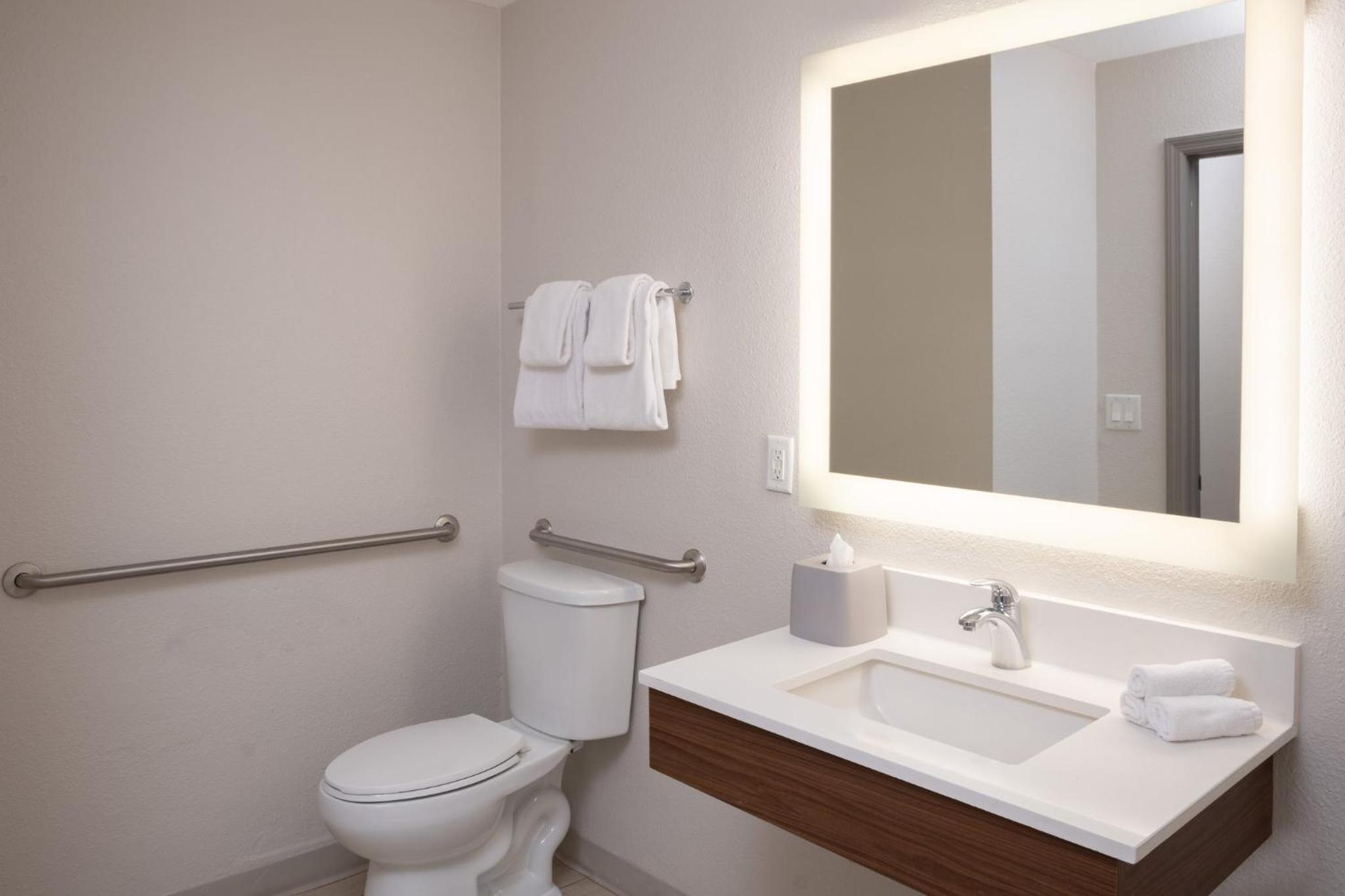 holiday inn express orlando international airport by ihg
