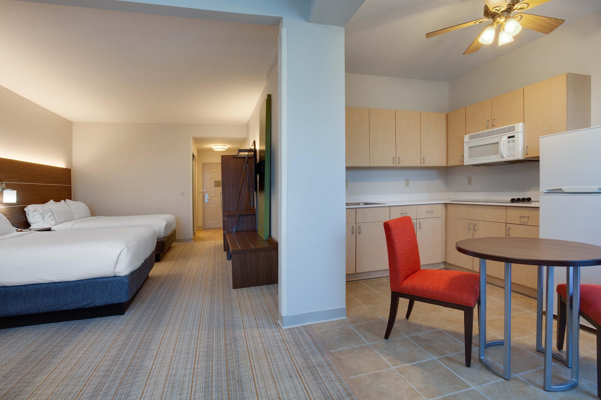 holiday inn express orlando international airport by ihg