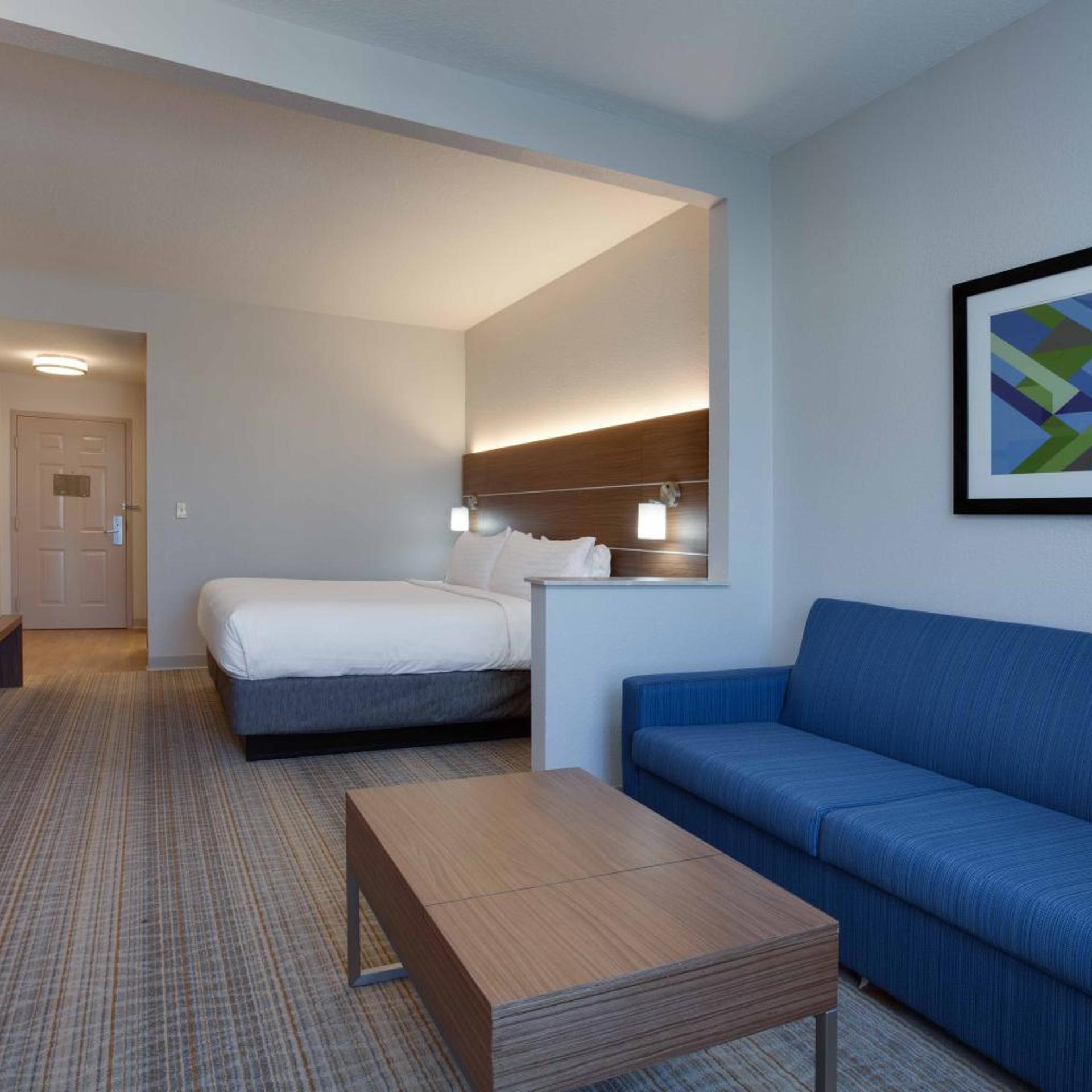 holiday inn express orlando international airport by ihg