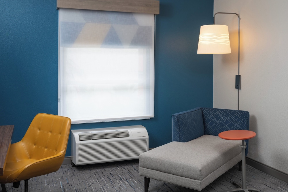 holiday inn express orlando international airport by ihg