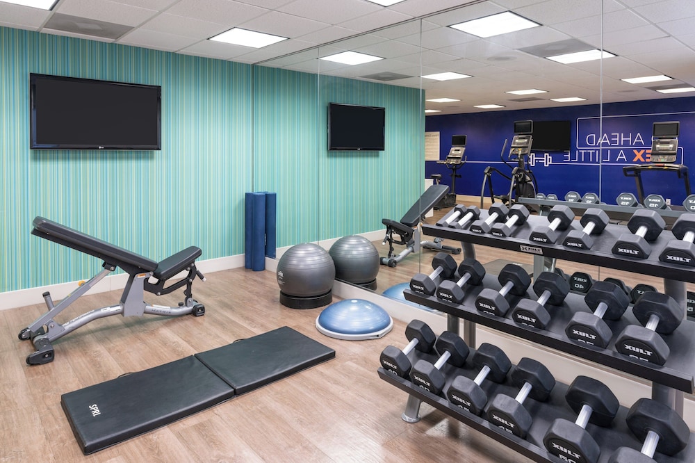 holiday inn express orlando international airport by ihg
