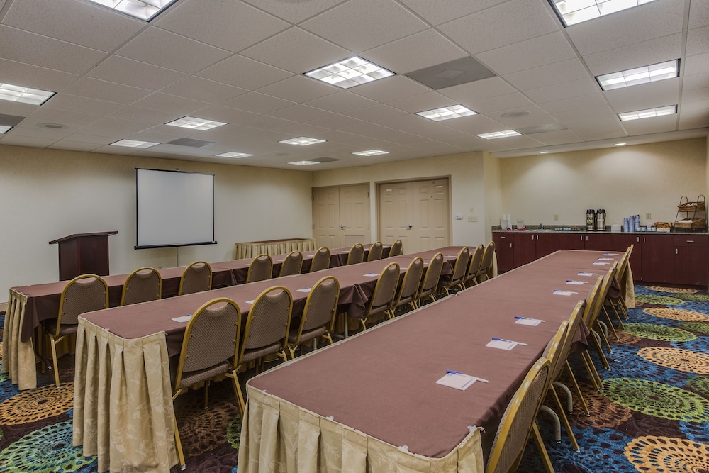 holiday inn express orlando international airport by ihg