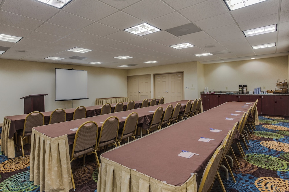 holiday inn express orlando international airport by ihg