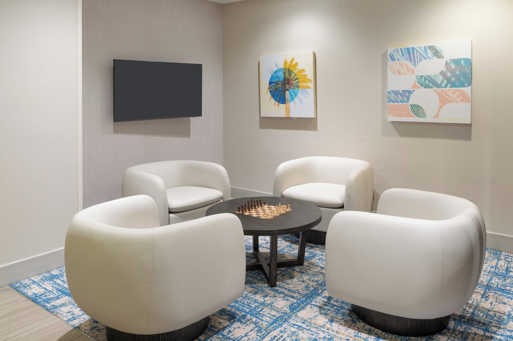 holiday inn express orlando international airport by ihg