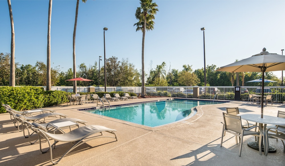 holiday inn express orlando international airport by ihg