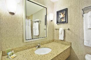 holiday inn and suites green bay stadium by ihg