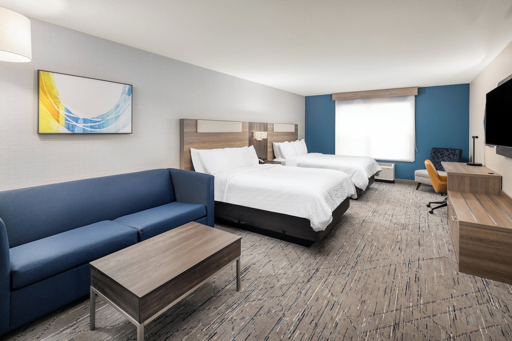 holiday inn express and suites green bay east by ihg