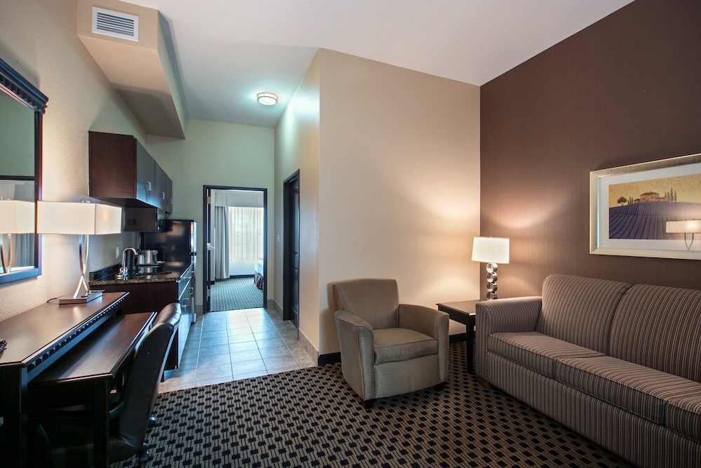 holiday inn express and suites green bay east by ihg