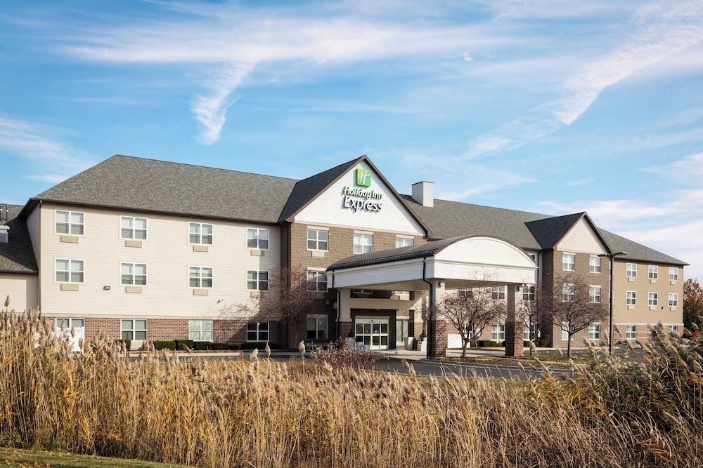 holiday inn express and suites green bay east by ihg