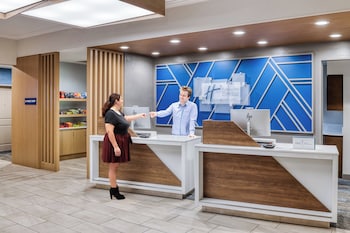 Holiday Inn Express & Suites Green Bay East By Ihg,Green Bay>>Bellevue,3 star