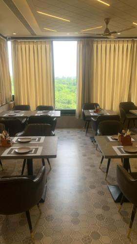 hotel tanishka inn