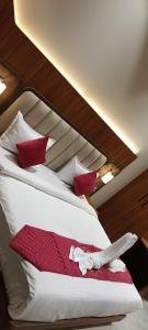 hotel tanishka inn