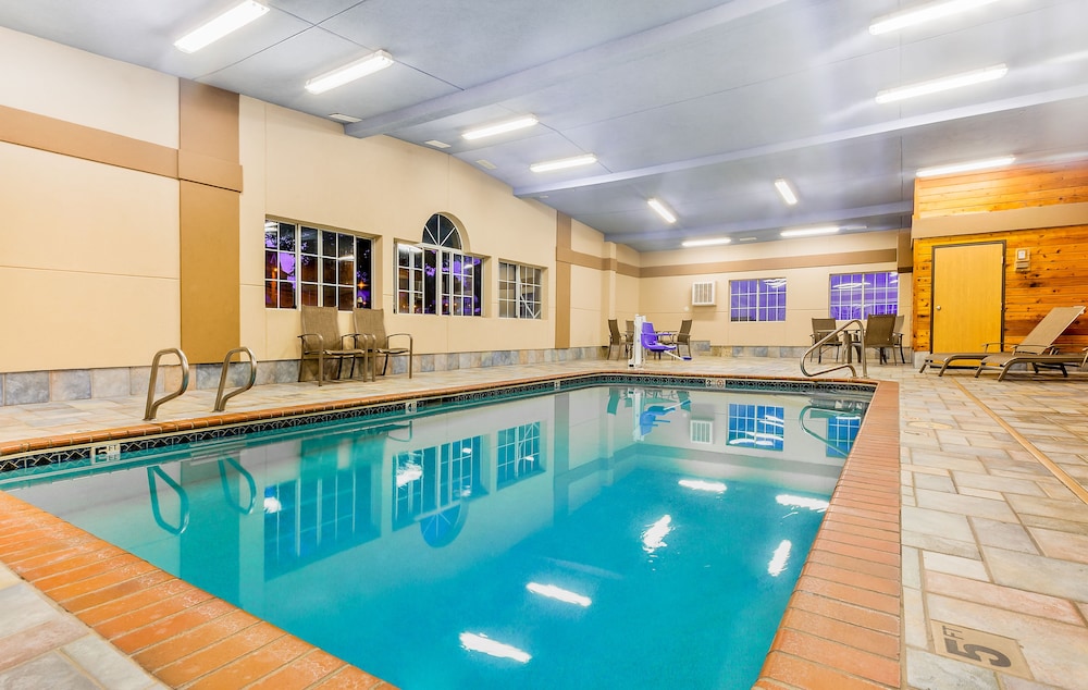 americinn by wyndham des moines airport