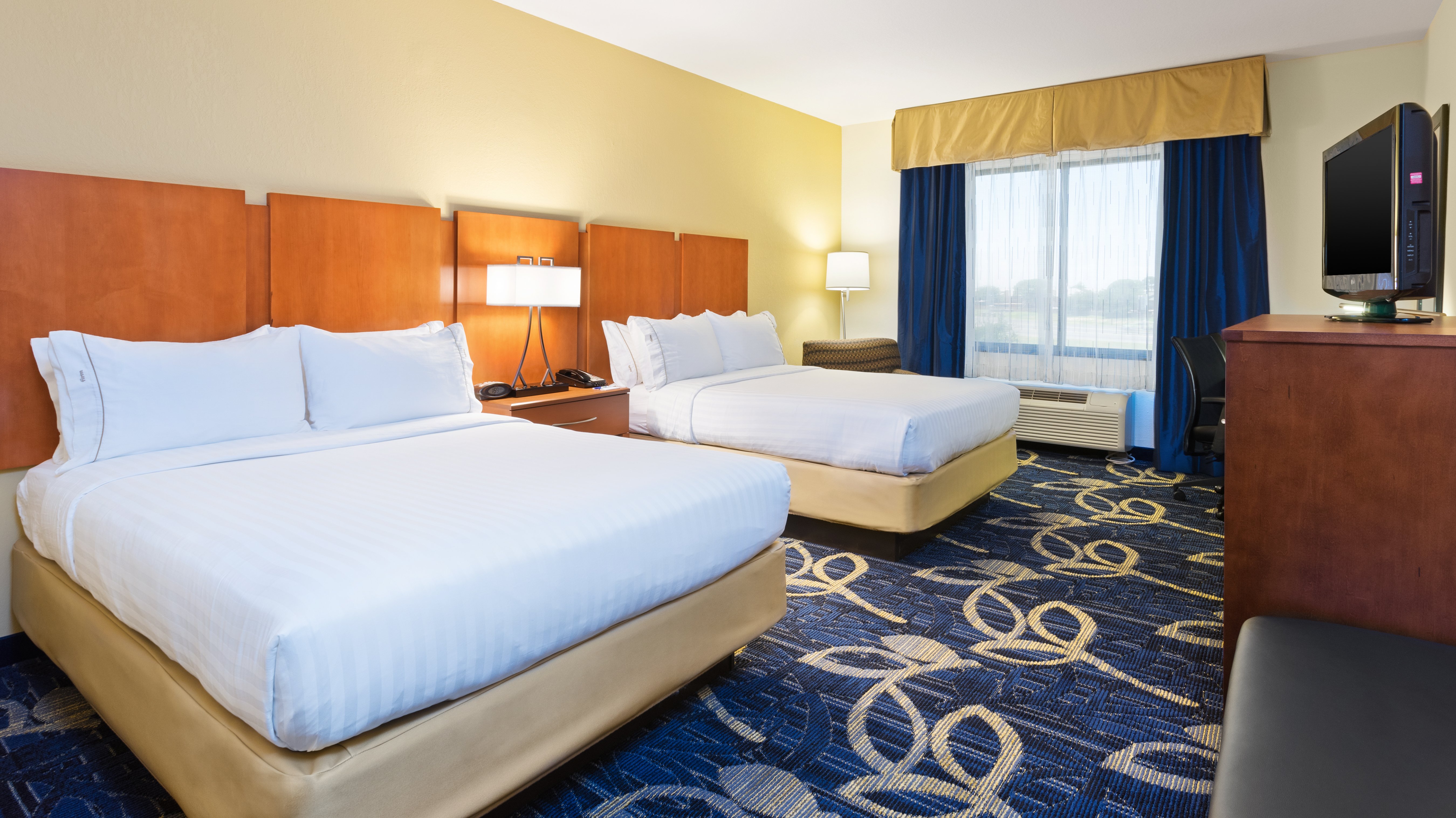 holiday inn express and suites midland loop 250 by ihg