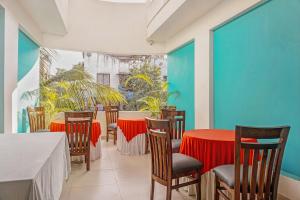 super townhouse the upper room near pune airport