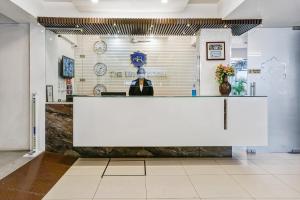 super townhouse the upper room near pune airport