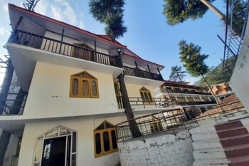 Hotel Dreamland,,2 star