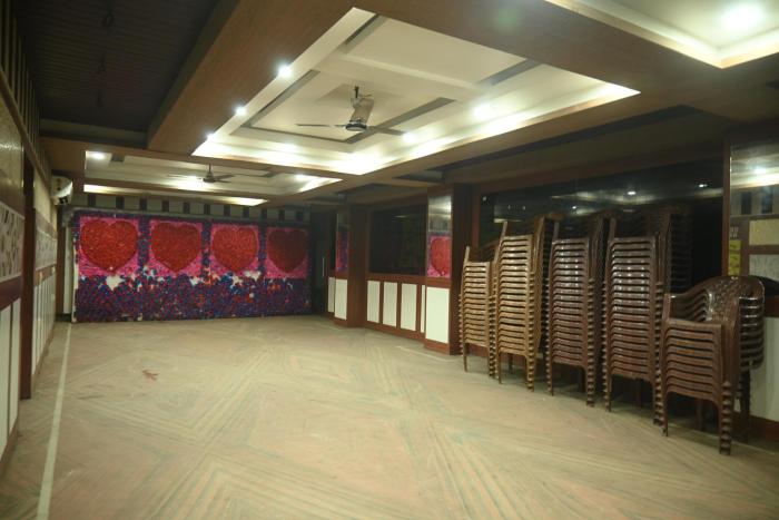 hotel raj darbar