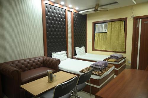 hotel raj darbar