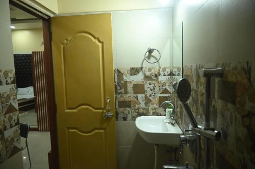 hotel raj darbar
