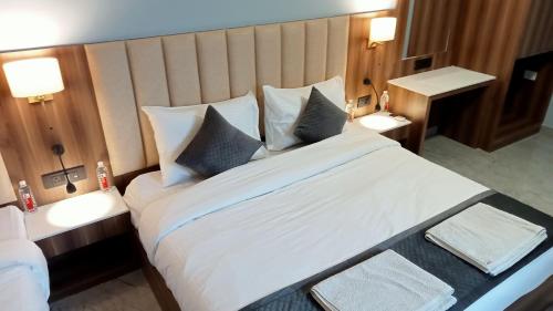 hotel shyam palace india agra