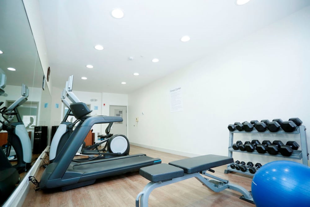 holiday inn express carlsbad by ihg