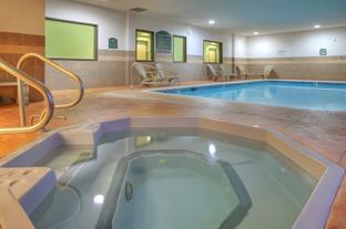 holiday inn express carlsbad by ihg