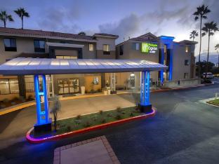 holiday inn express carlsbad by ihg