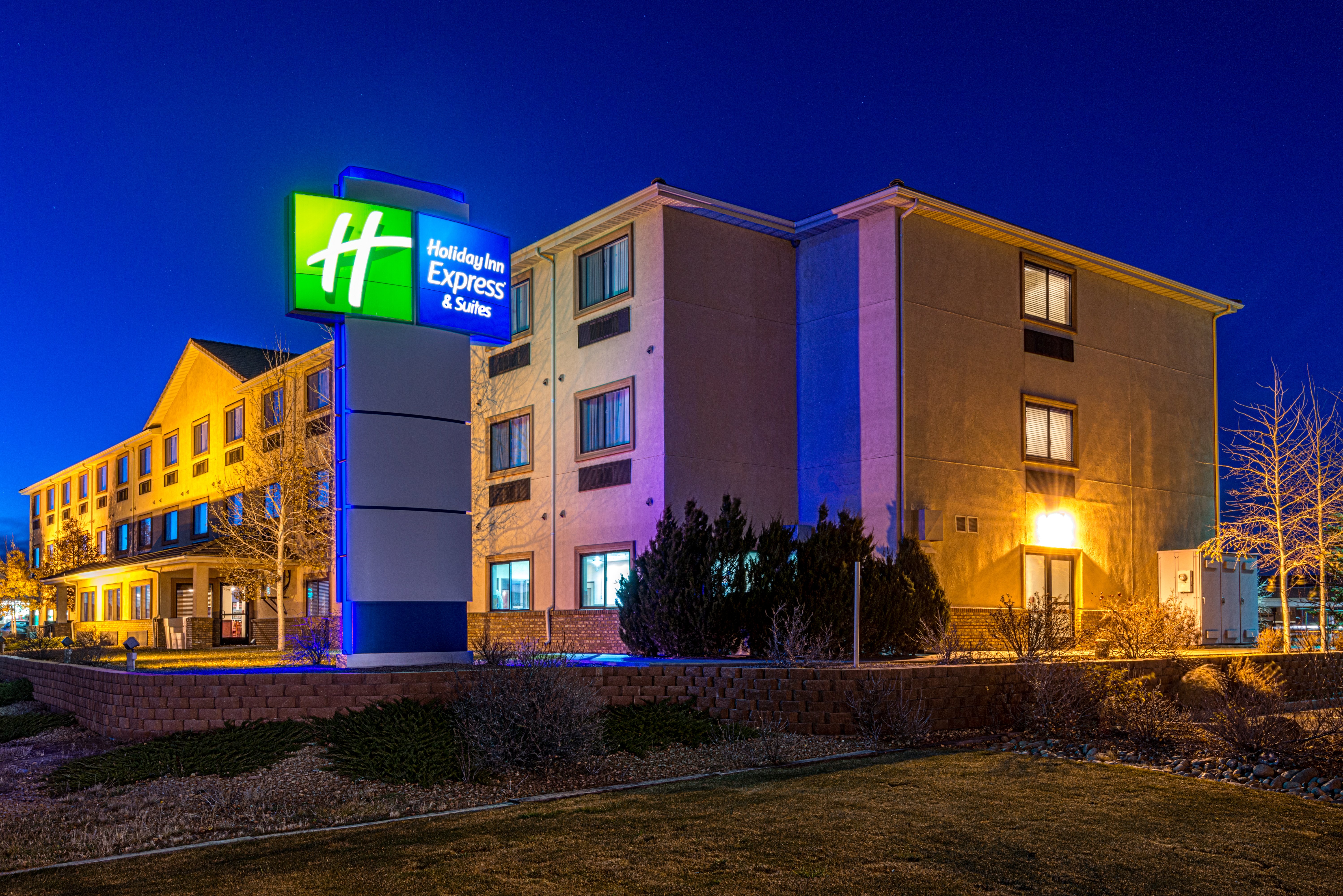 holiday inn express and suites alamosa by ihg
