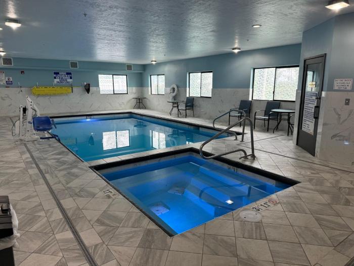 holiday inn express and suites alamosa by ihg