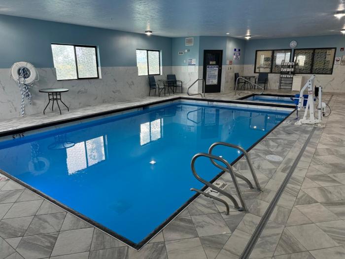 holiday inn express and suites alamosa by ihg