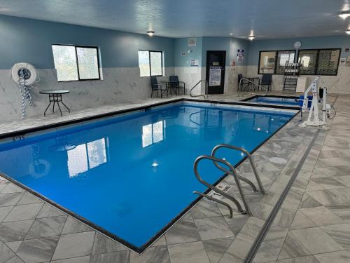 holiday inn express and suites alamosa by ihg