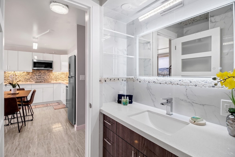 tower 2 suite 3009 qqp 1 bedroom home