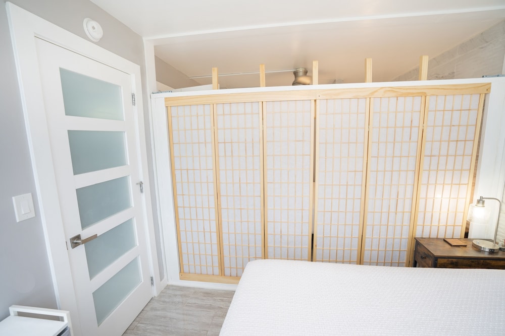 tower 2 suite 3009 qqp 1 bedroom home