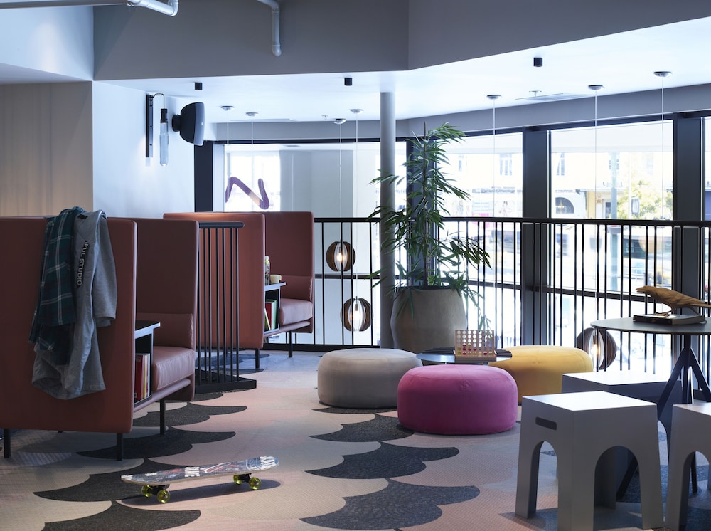 moxy athens city