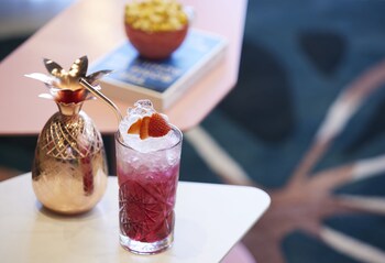 moxy athens city