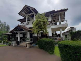 reddoorzpremium griya inkoppabri cisarua puncak