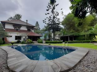 reddoorzpremium griya inkoppabri cisarua puncak