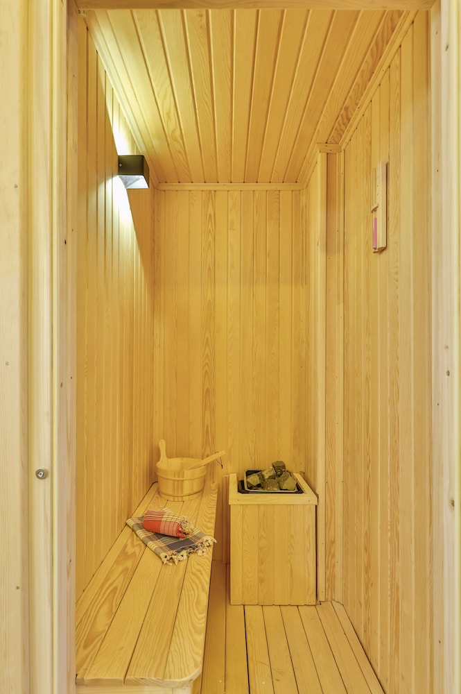 agva pieria luxury hotel