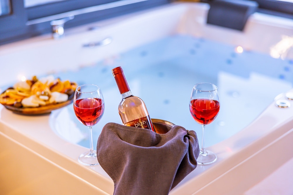 agva pieria luxury hotel